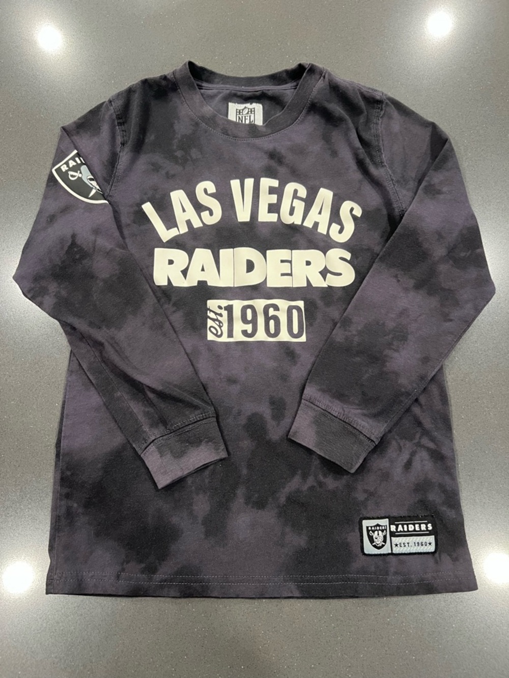 NFL Las Vegas Raiders Black Tie-Dye Long Sleeve Tee Youth size M (10-12 yrs)